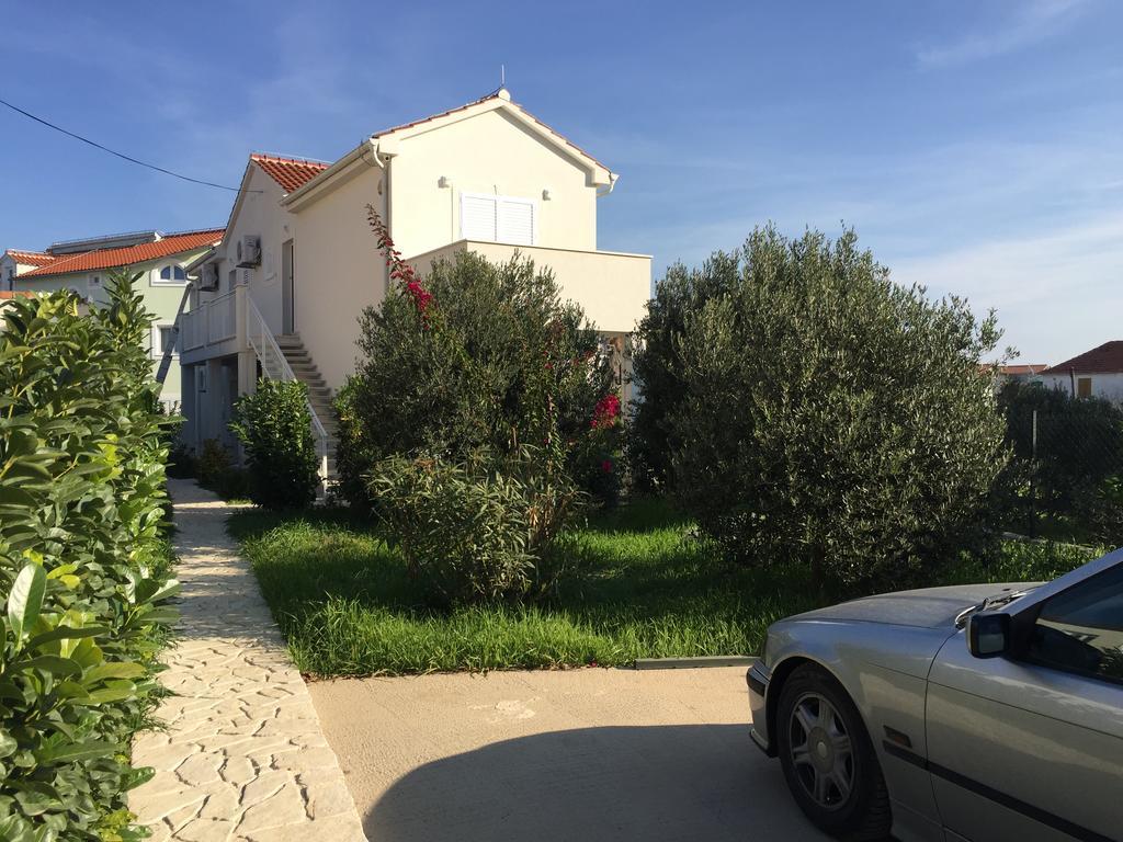 Apartments Villa Tribunj Трибунь Экстерьер фото