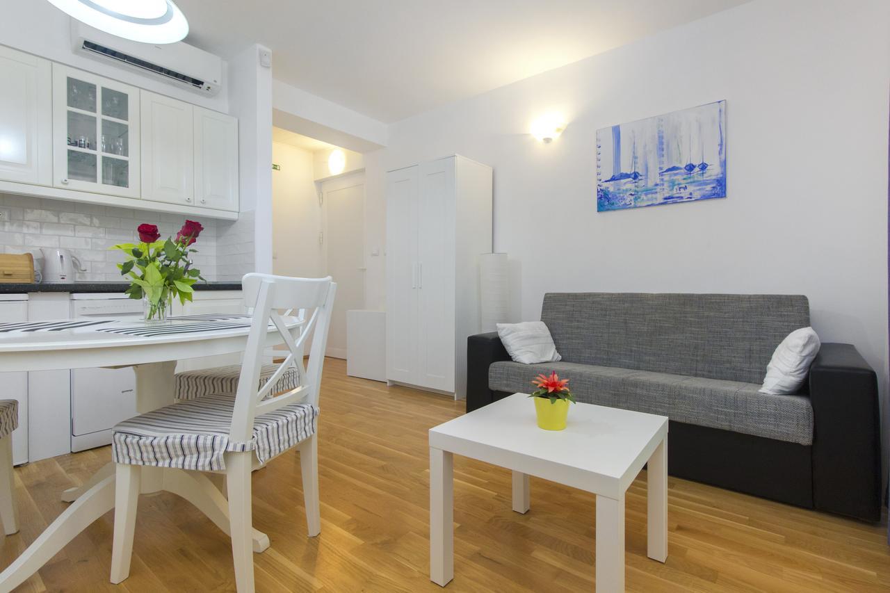 Apartments Villa Tribunj Трибунь Экстерьер фото